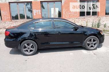 Седан Volkswagen Jetta 2013 в Пирятине