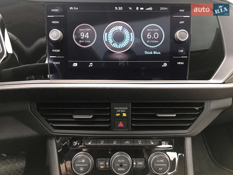 Седан Volkswagen Jetta 2018 в Луцьку