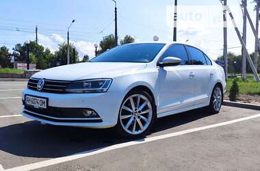 Седан Volkswagen Jetta 2016 в Покровске