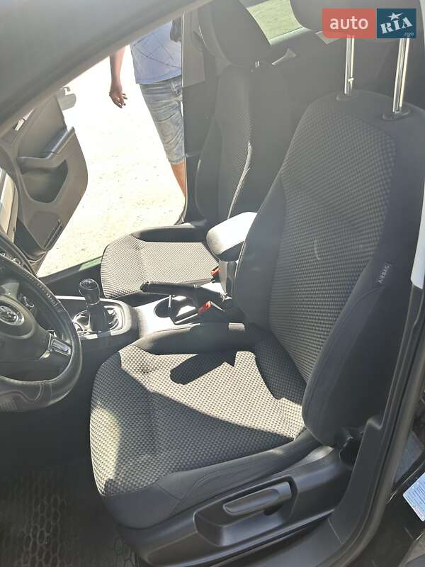 Седан Volkswagen Jetta 2013 в Хмельницькому