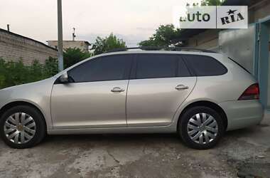 Універсал Volkswagen Jetta 2011 в Дніпрі