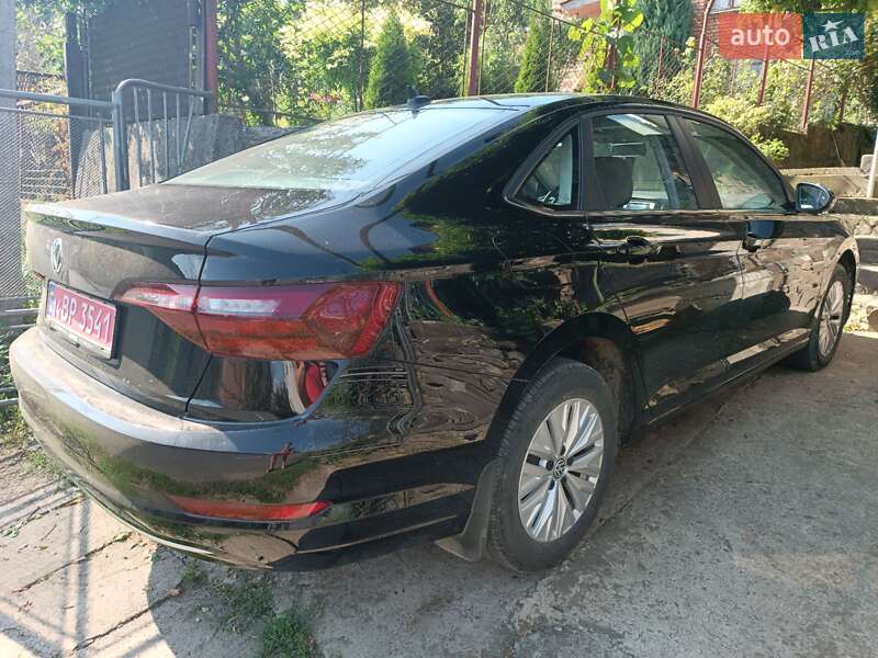 Седан Volkswagen Jetta 2020 в Перечині