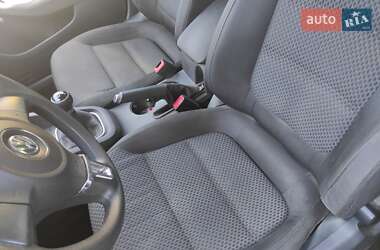Седан Volkswagen Jetta 2011 в Житомирі