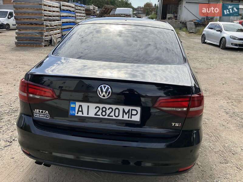 Седан Volkswagen Jetta 2017 в Києві