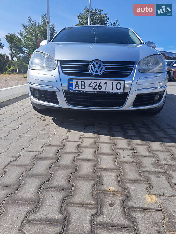 Седан Volkswagen Jetta 2008 в Погребище
