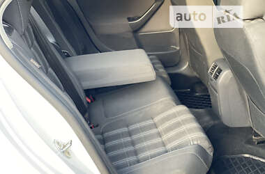 Седан Volkswagen Jetta 2009 в 