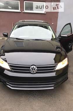 Седан Volkswagen Jetta 2016 в Киеве