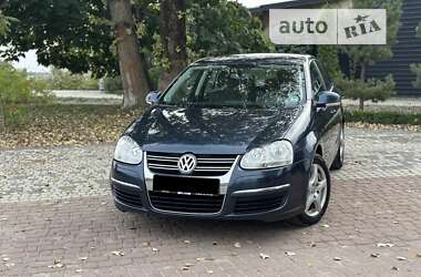 Седан Volkswagen Jetta 2006 в 