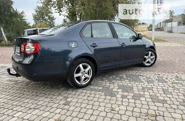 Седан Volkswagen Jetta 2006 в 