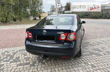 Седан Volkswagen Jetta 2006 в 
