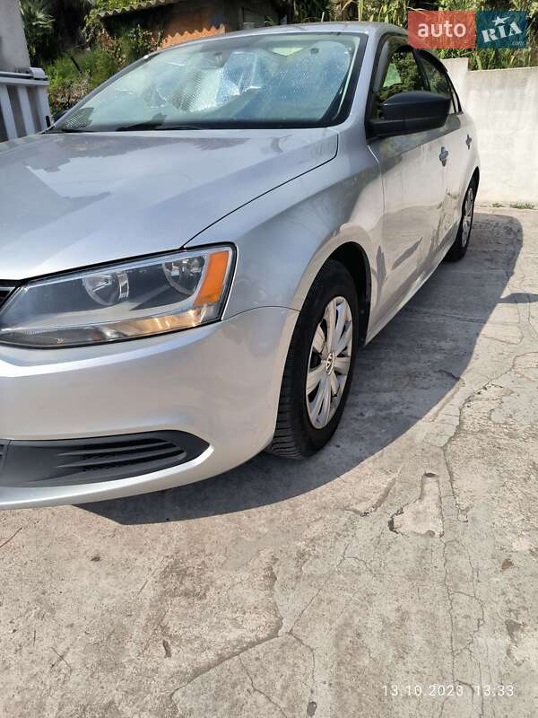 Седан Volkswagen Jetta 2014 в Львове