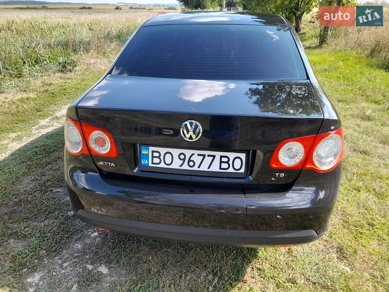 Седан Volkswagen Jetta 2009 в Тернополі