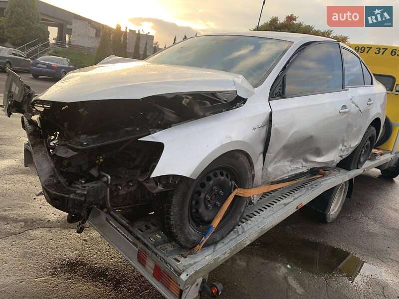 Volkswagen Jetta 2013