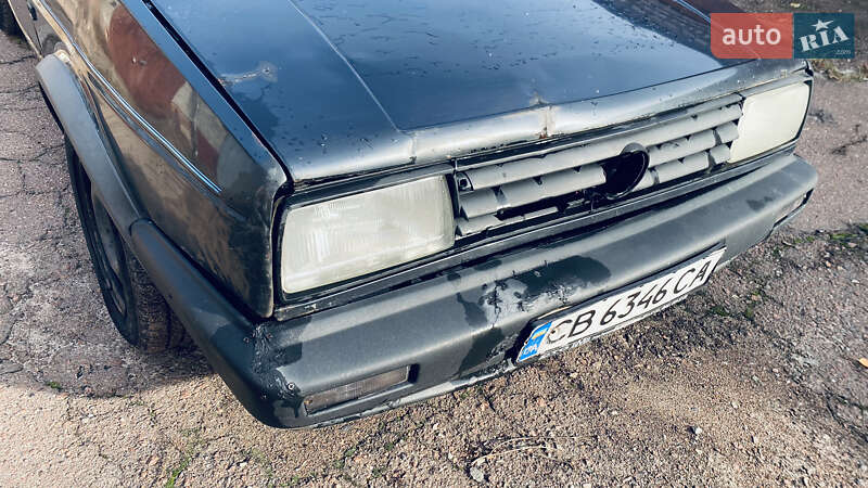 Седан Volkswagen Jetta 1989 в Чернігові