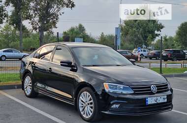 Седан Volkswagen Jetta 2015 в Киеве