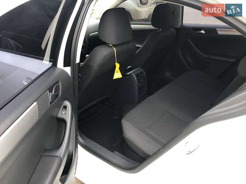 Седан Volkswagen Jetta 2016 в Жмеринке фото 13 Седан Volkswagen Jetta 2016 в Жмеринке