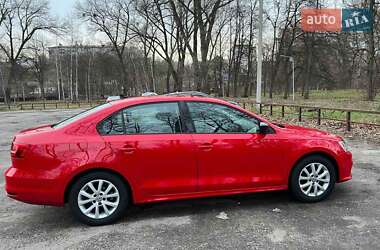 Седан Volkswagen Jetta 2015 в Сумах