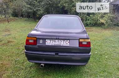 Седан Volkswagen Jetta 1989 в Стрые