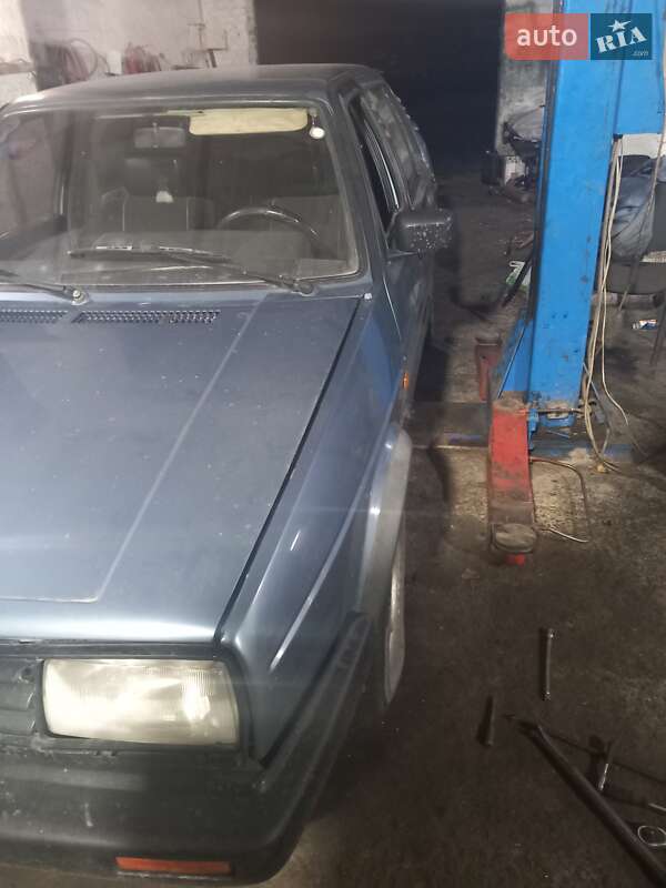 Седан Volkswagen Jetta 1985 в Любаре