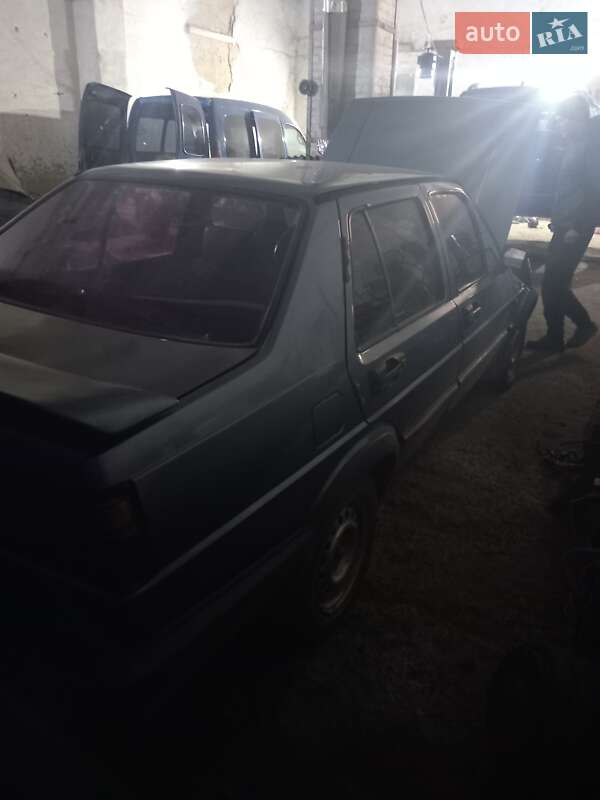Седан Volkswagen Jetta 1985 в Любаре