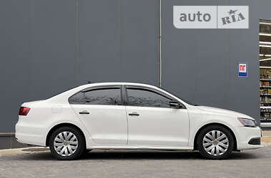 Седан Volkswagen Jetta 2013 в Одессе