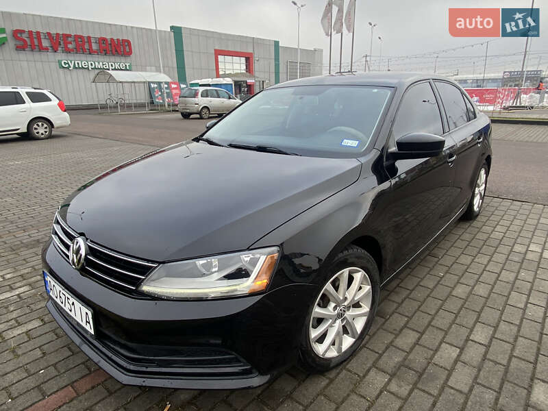 Седан Volkswagen Jetta 2017 в Хусті