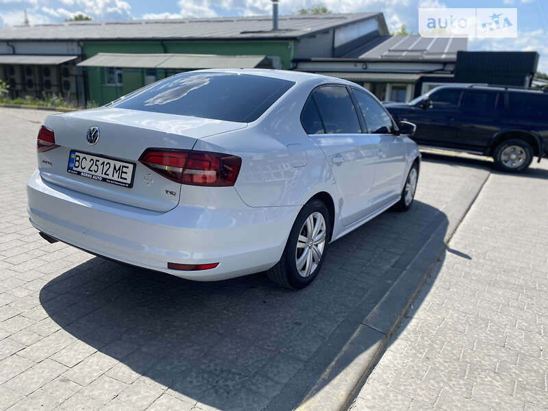 Седан Volkswagen Jetta 2017 в Львові фото 3 Седан Volkswagen Jetta 2017 в Львові