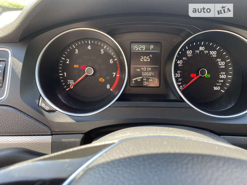 Седан Volkswagen Jetta 2017 в Львові фото 16 Седан Volkswagen Jetta 2017 в Львові