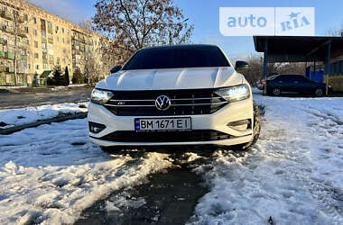 Седан Volkswagen Jetta 2020 в 
