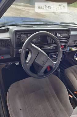 Седан Volkswagen Jetta 1989 в Верховине