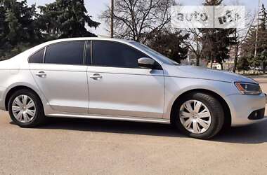 Седан Volkswagen Jetta 2012 в Днепре