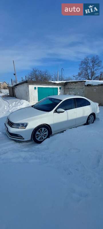 Седан Volkswagen Jetta 2016 в Покровську