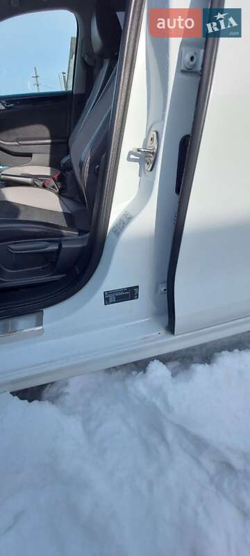 Седан Volkswagen Jetta 2016 в Покровську