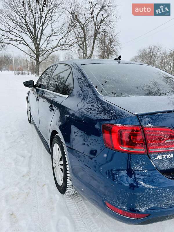 Седан Volkswagen Jetta 2013 в Кропивницькому