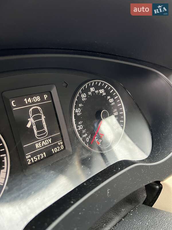 Седан Volkswagen Jetta 2013 в Кропивницькому