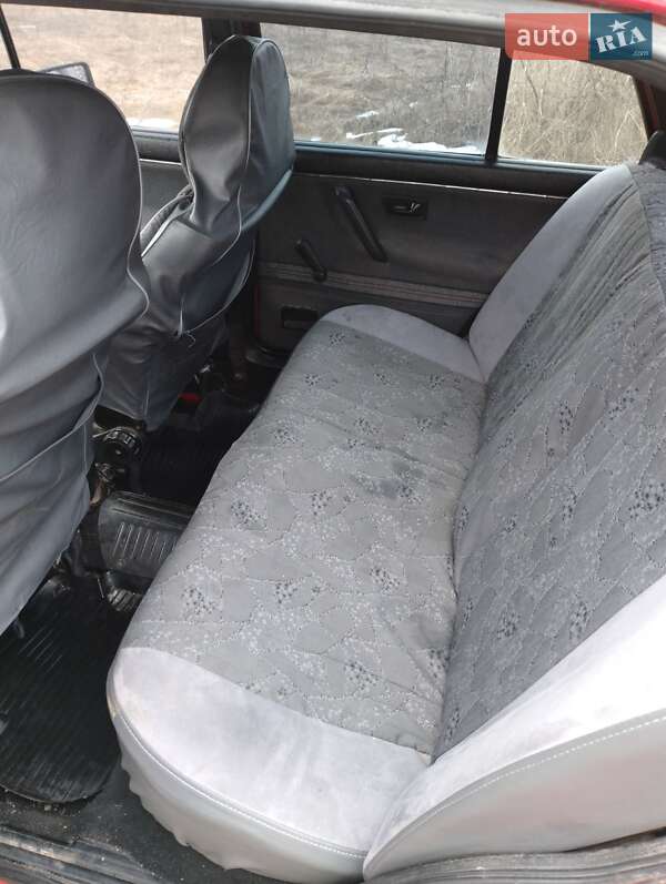 Седан Volkswagen Jetta 1988 в Києві