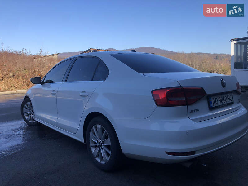 Седан Volkswagen Jetta 2015 в Мукачево