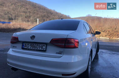 Седан Volkswagen Jetta 2015 в Мукачевому