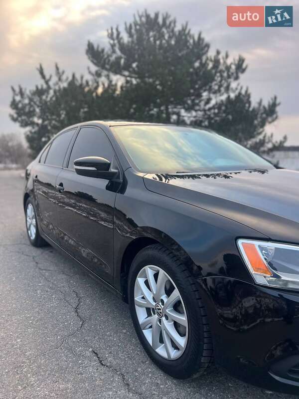 Седан Volkswagen Jetta 2011 в Дніпрі