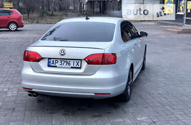 Седан Volkswagen Jetta 2010 в Запорожье