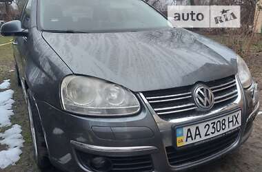 Седан Volkswagen Jetta 2008 в Києві