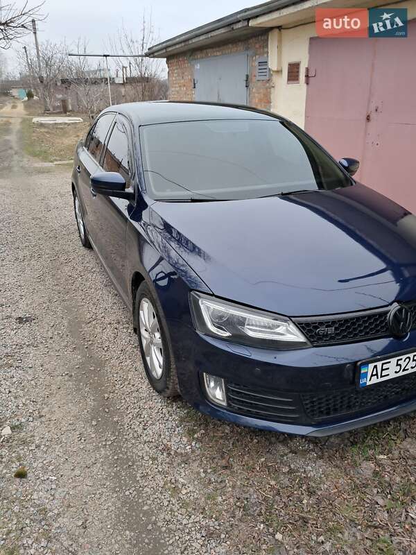 Седан Volkswagen Jetta 2012 в Покрове