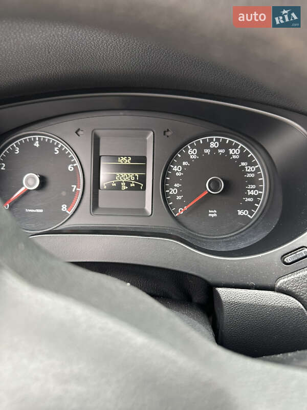 Седан Volkswagen Jetta 2014 в Києві