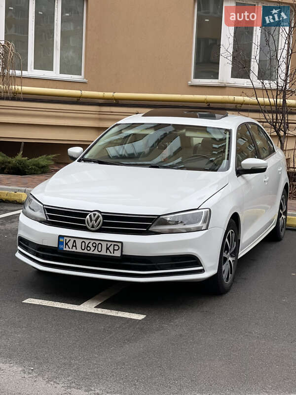 Седан Volkswagen Jetta 2017 в Киеве фото 2 Седан Volkswagen Jetta 2017 в Киеве