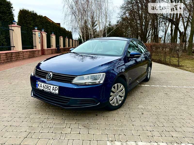 Седан Volkswagen Jetta 2014 в Василькове