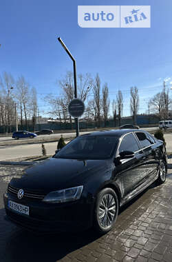 Седан Volkswagen Jetta 2012 в Харкові