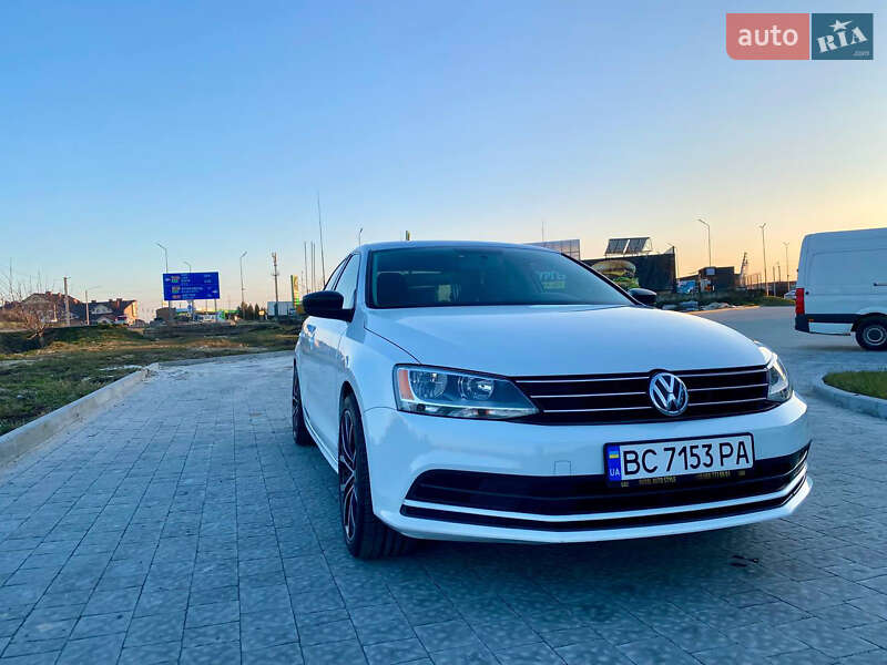 Седан Volkswagen Jetta 2014 в Пустомытах