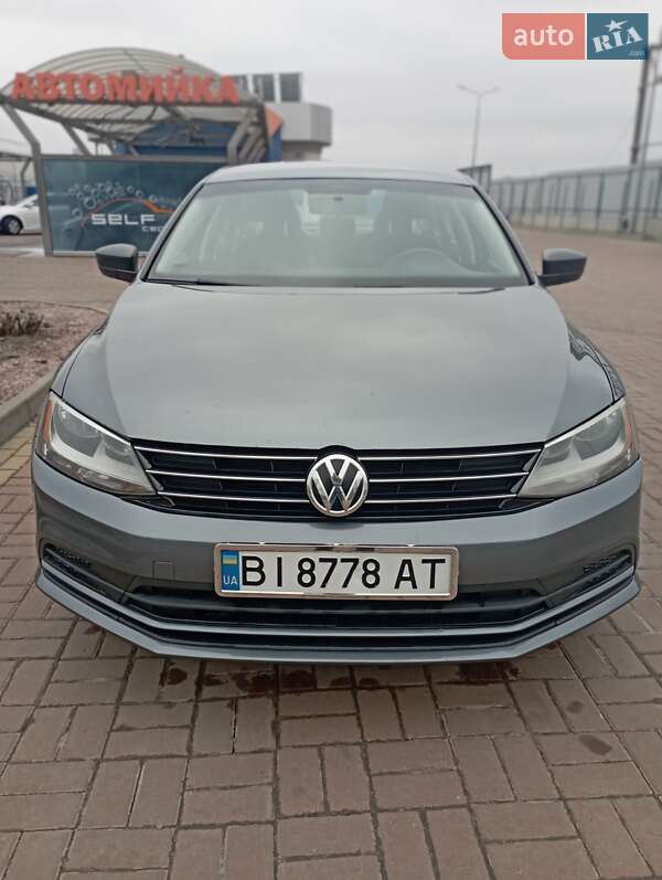 Седан Volkswagen Jetta 2015 в Полтаві