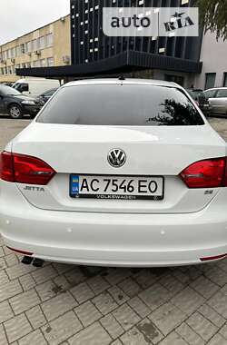 Седан Volkswagen Jetta 2014 в Луцке