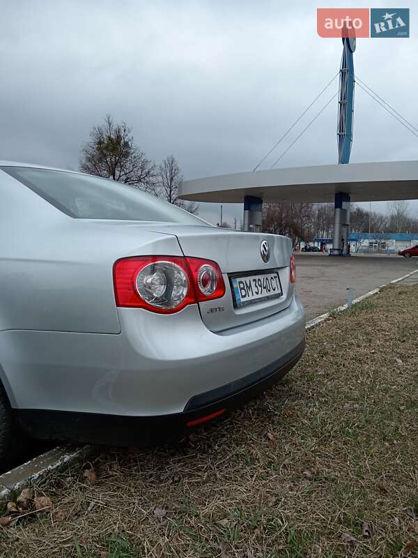 Седан Volkswagen Jetta 2006 в Лебедине